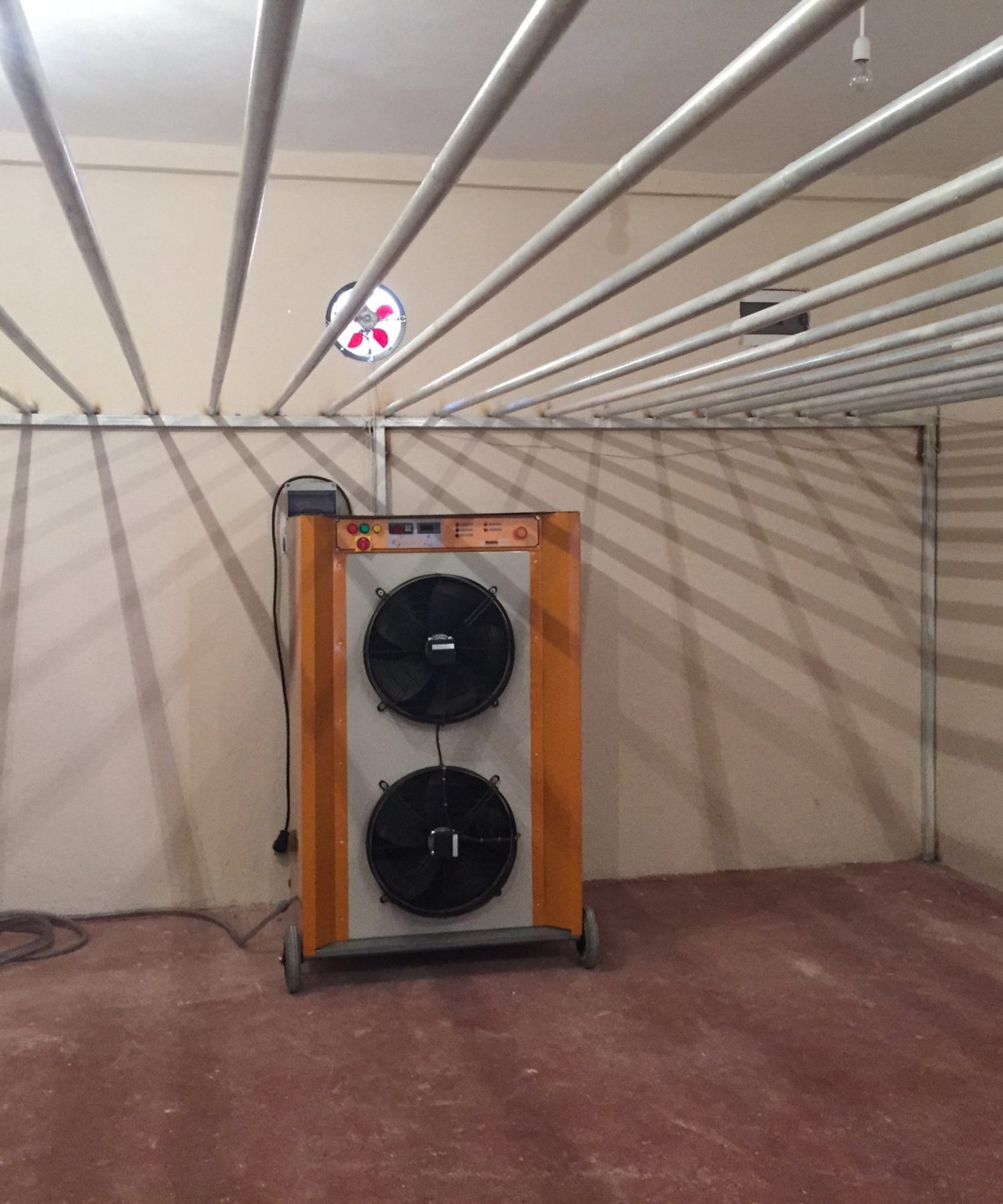 Halı Kurutma Makinesi https://www.pakmakina.com/hali-kurutma-makinasi-fiyatlari